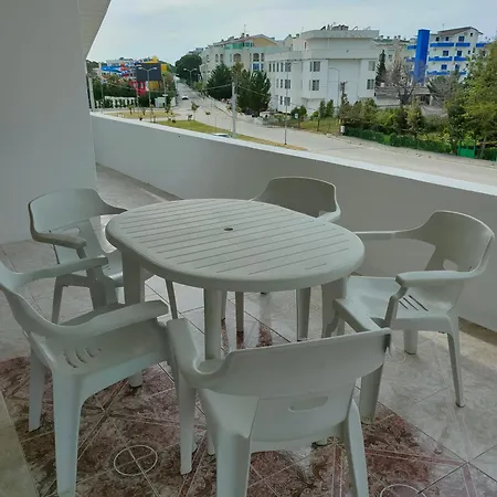 Timi Apartment *